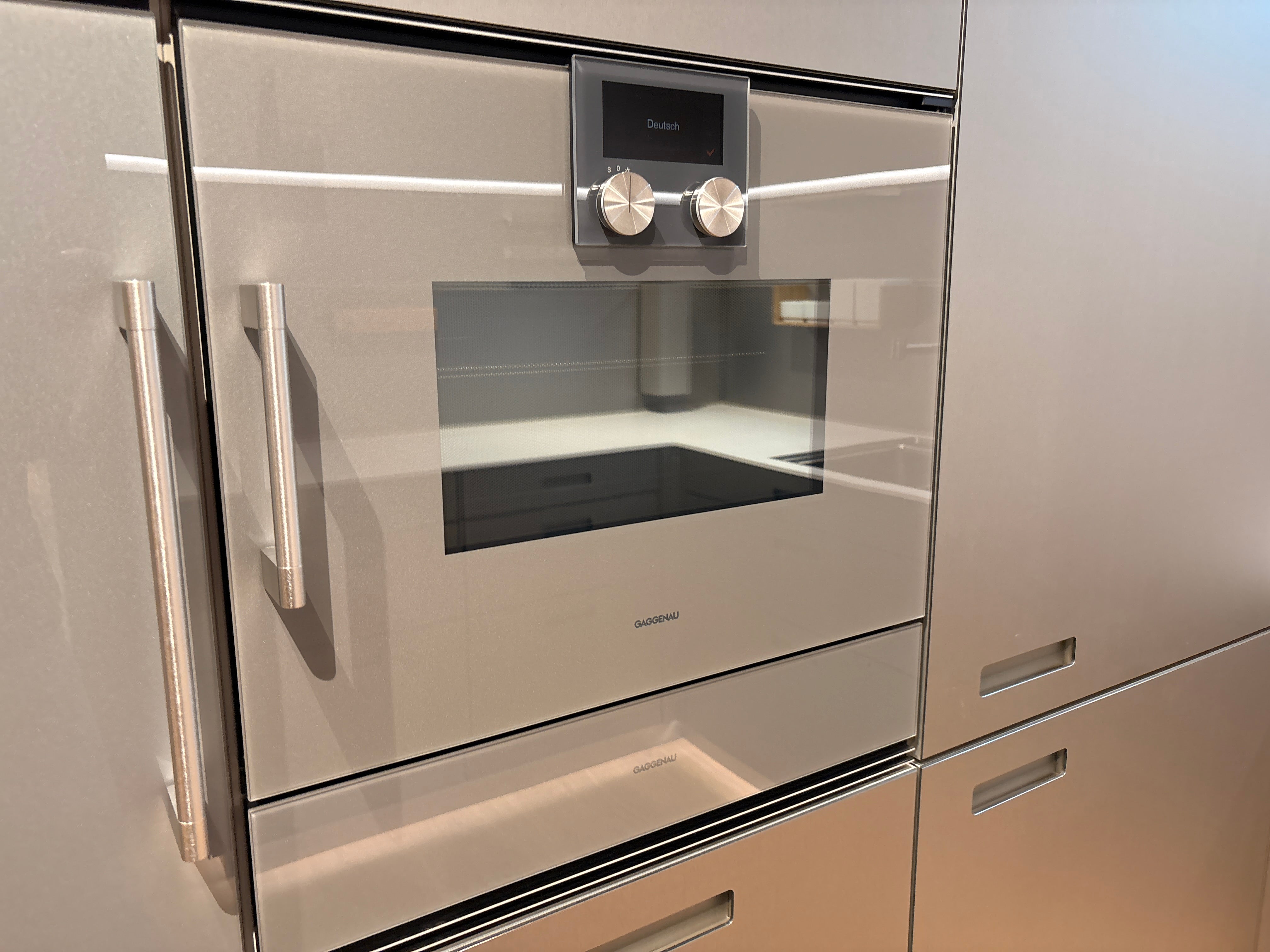 05079 - Next125 RVS Designkeuken met Luxe Kastenwand