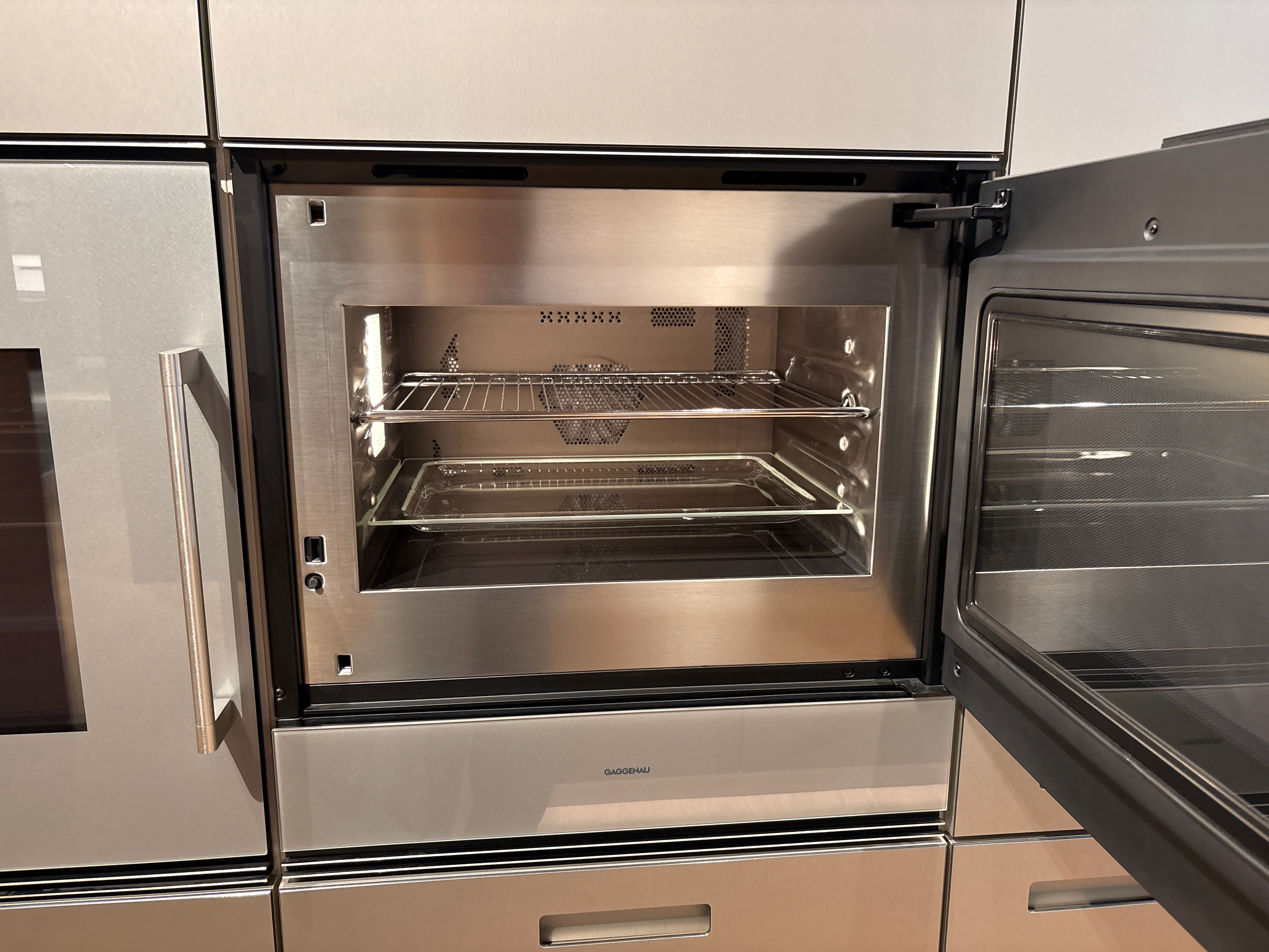 05079 - Next125 RVS Designkeuken met Luxe Kastenwand