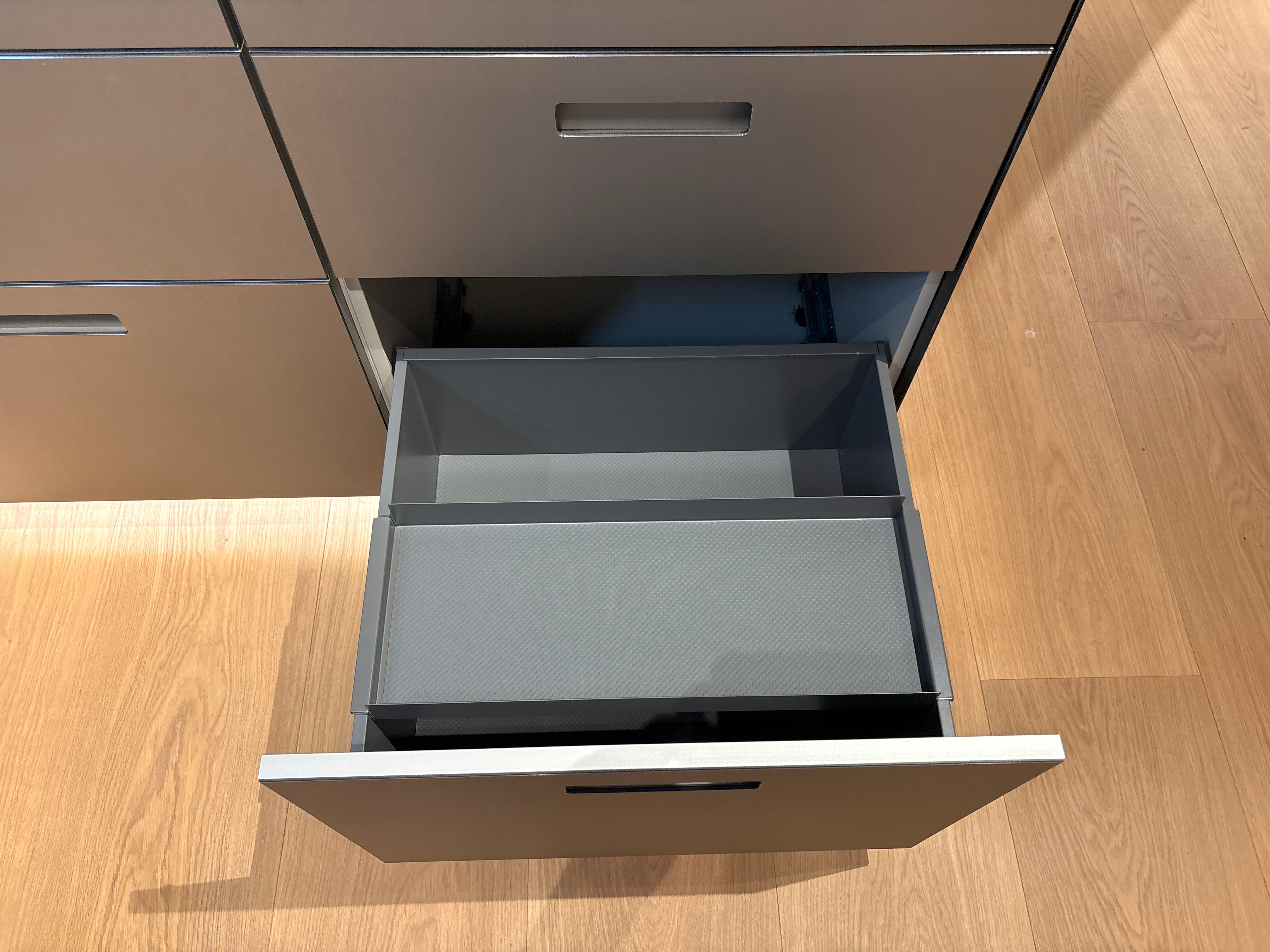 05079 - Next125 RVS Designkeuken met Luxe Kastenwand