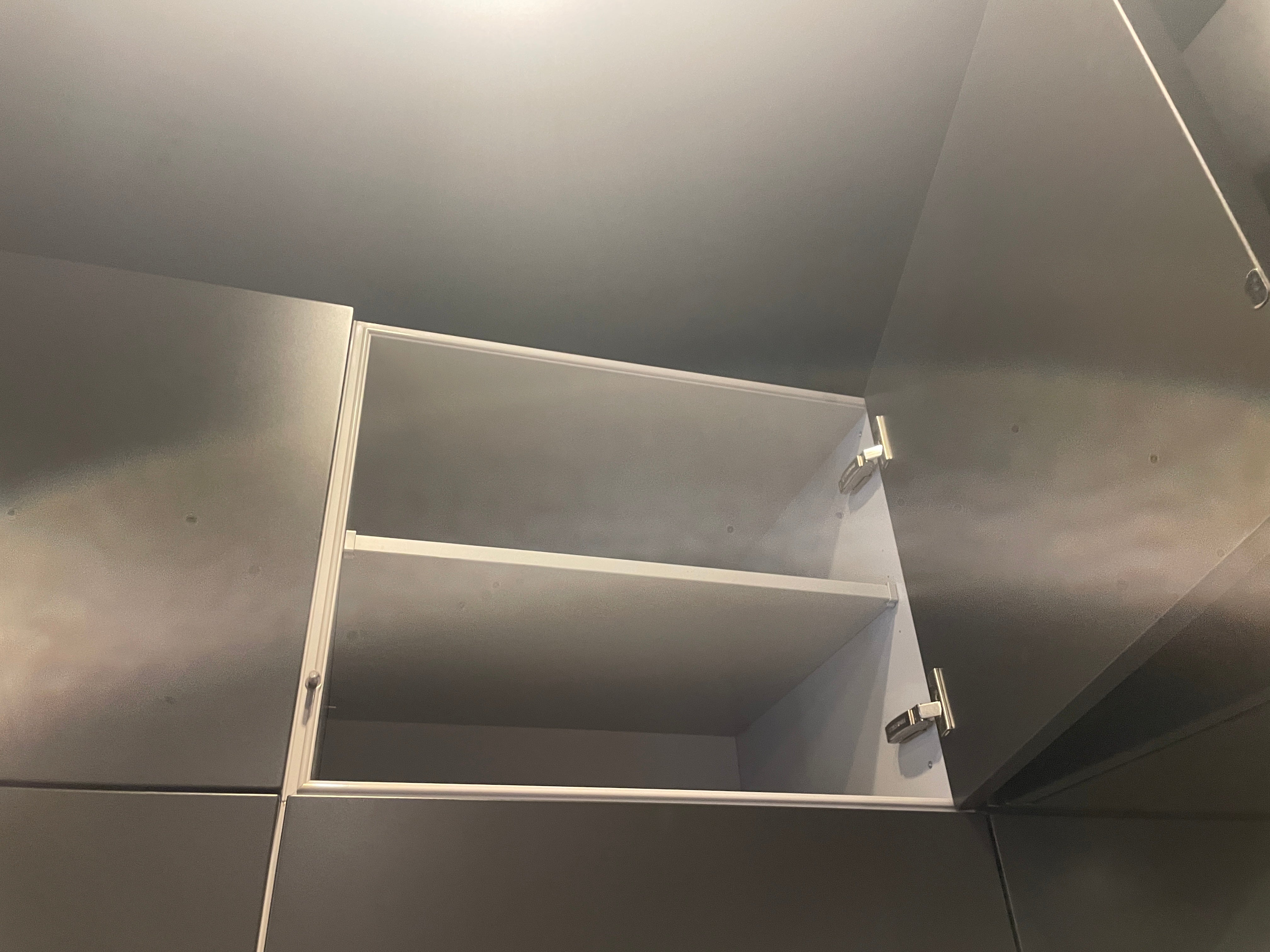 05173 - Luxe eilandkeuken met RVS front