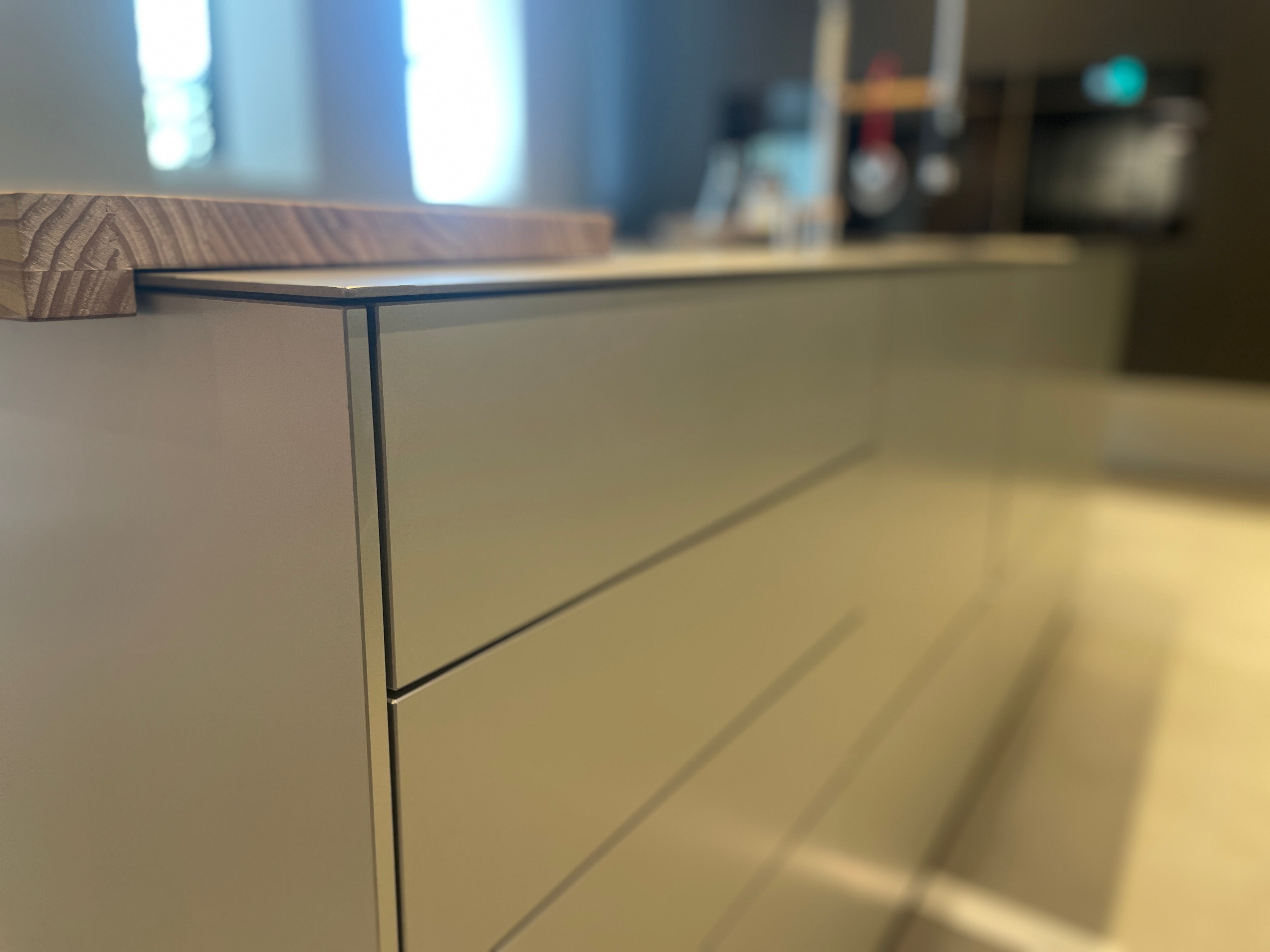 05173 - Luxe eilandkeuken met RVS front