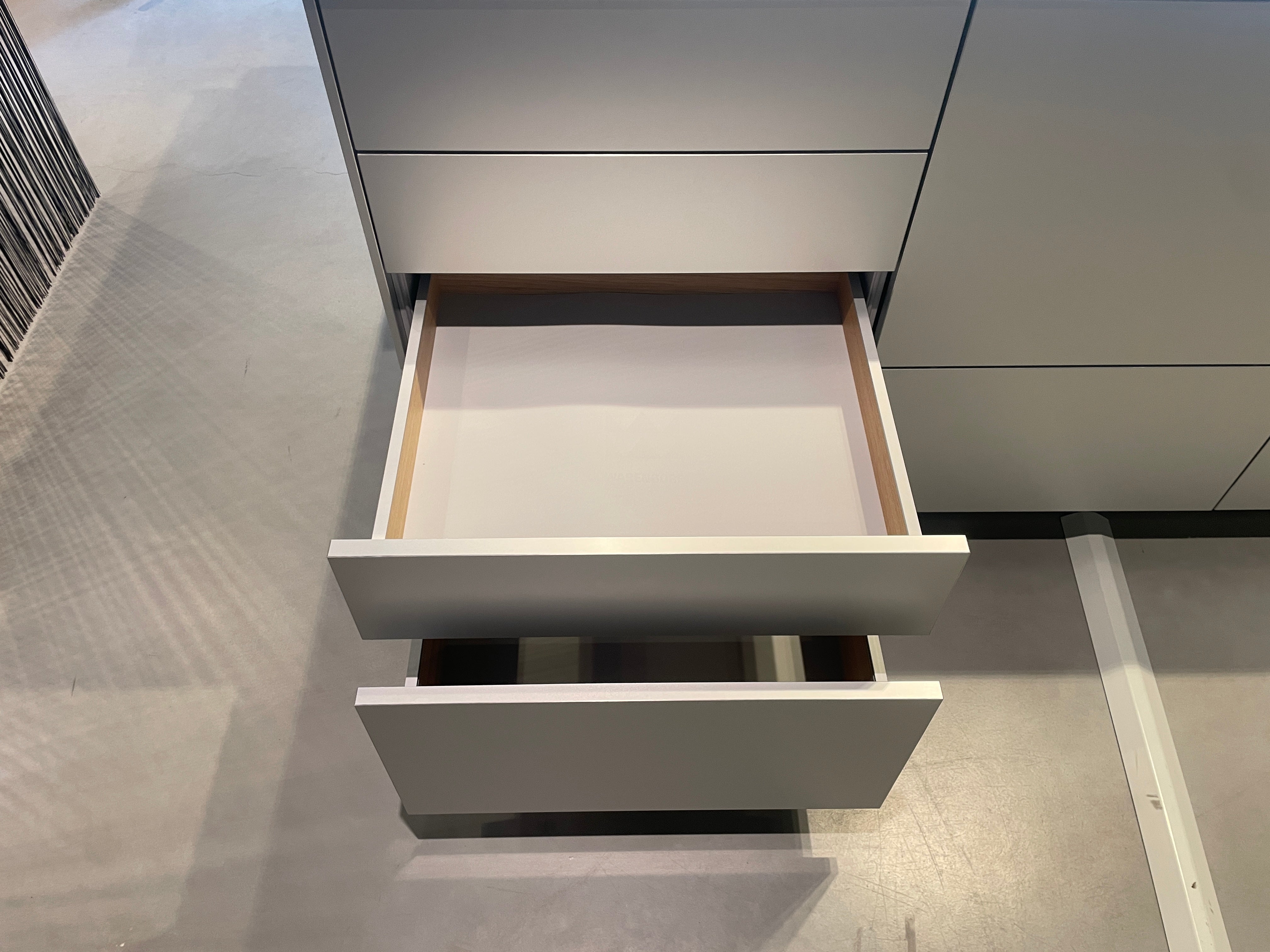 05173 - Luxe eilandkeuken met RVS front