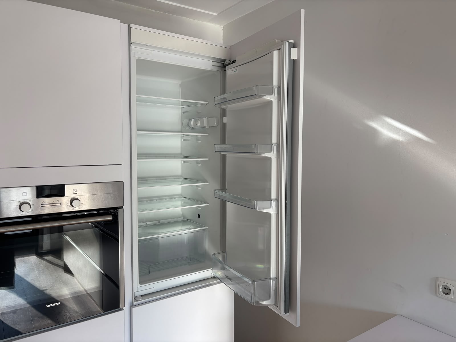 04755 - Beige eilandkeuken