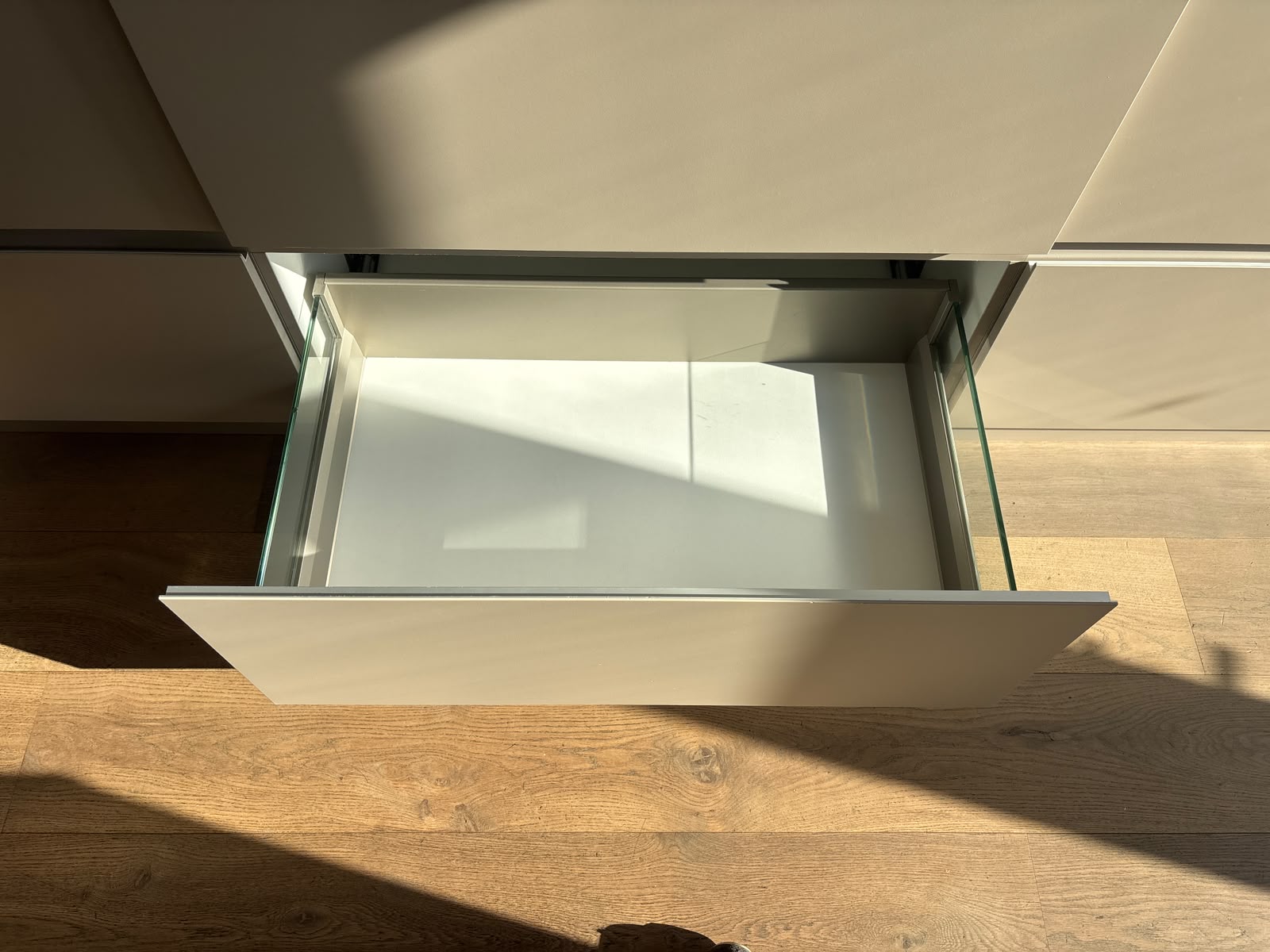 04755 - Beige eilandkeuken