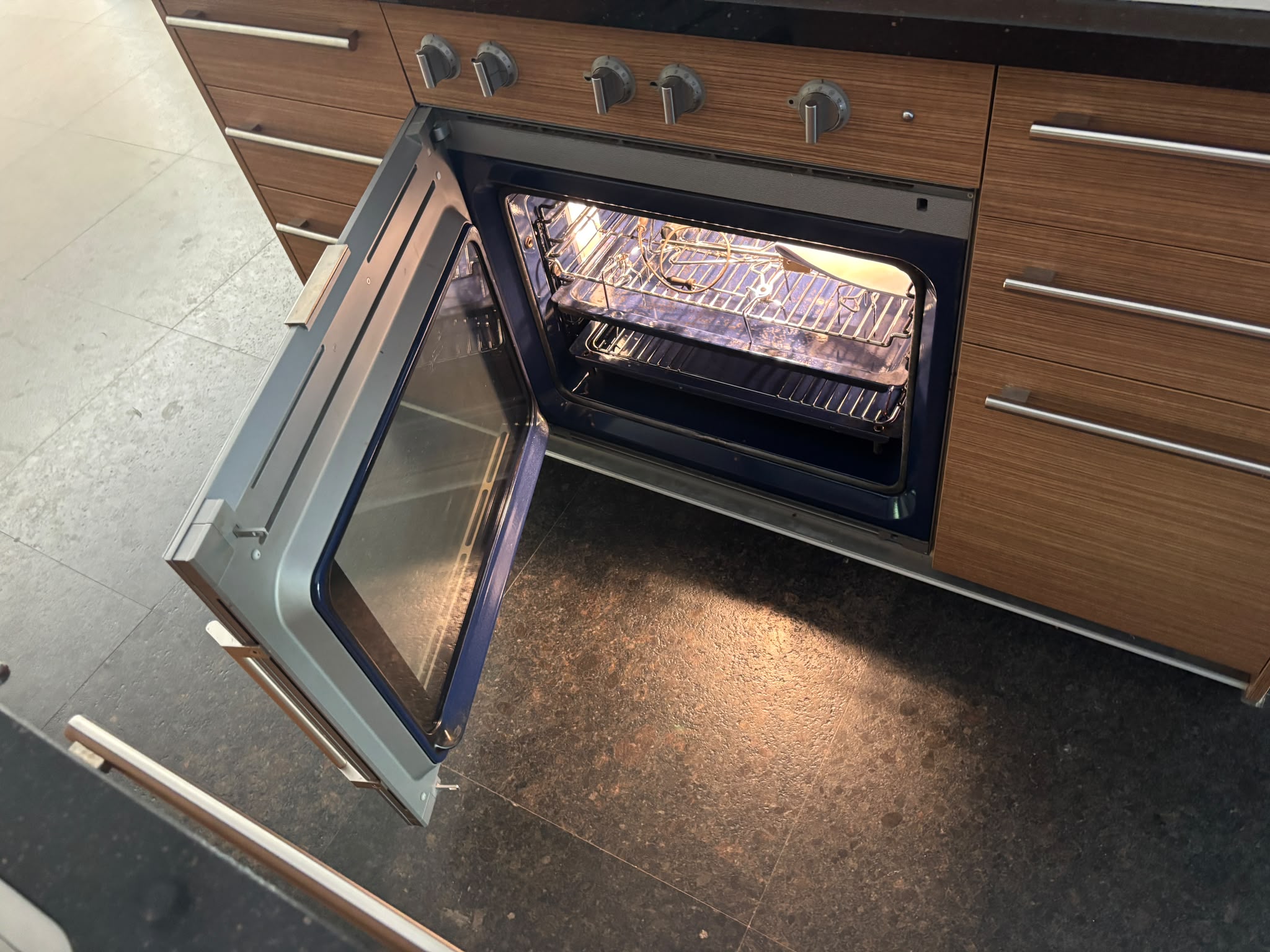 04721 - Houten eilandkeuken