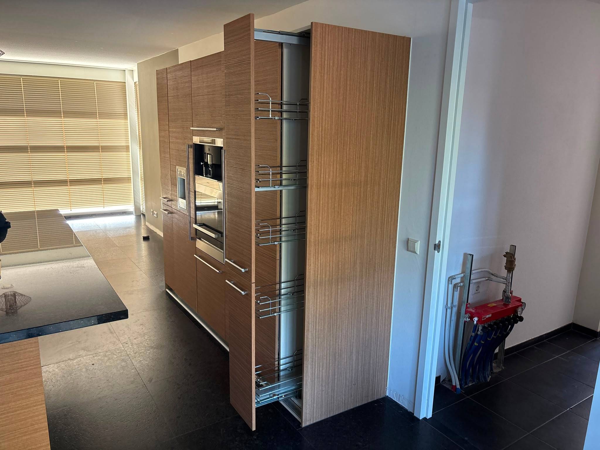 04721 - Houten eilandkeuken