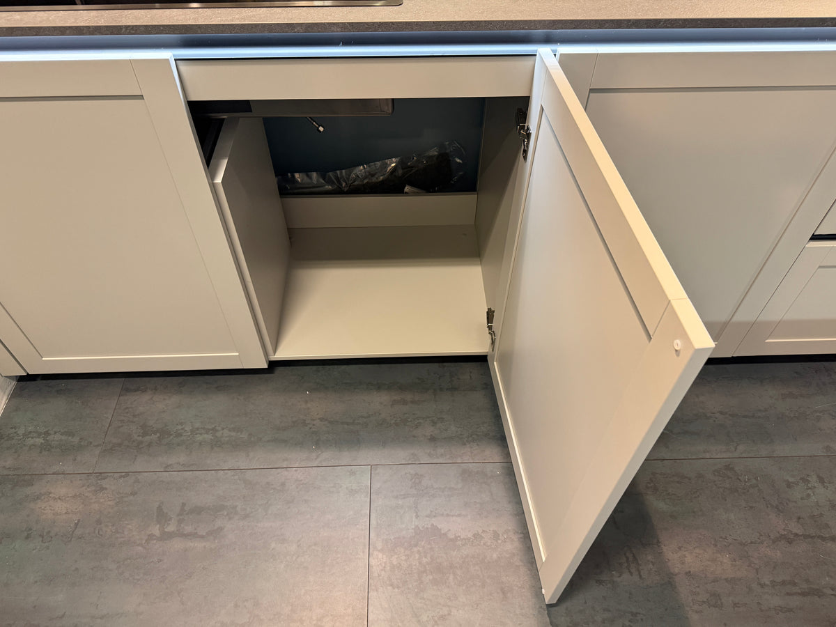 05749 - Blauwgrijs landelijke eilandkeuken
