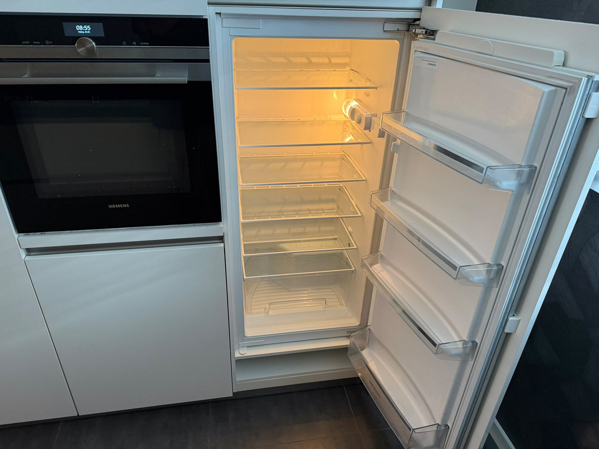 05526 - Witte schiereiland keuken