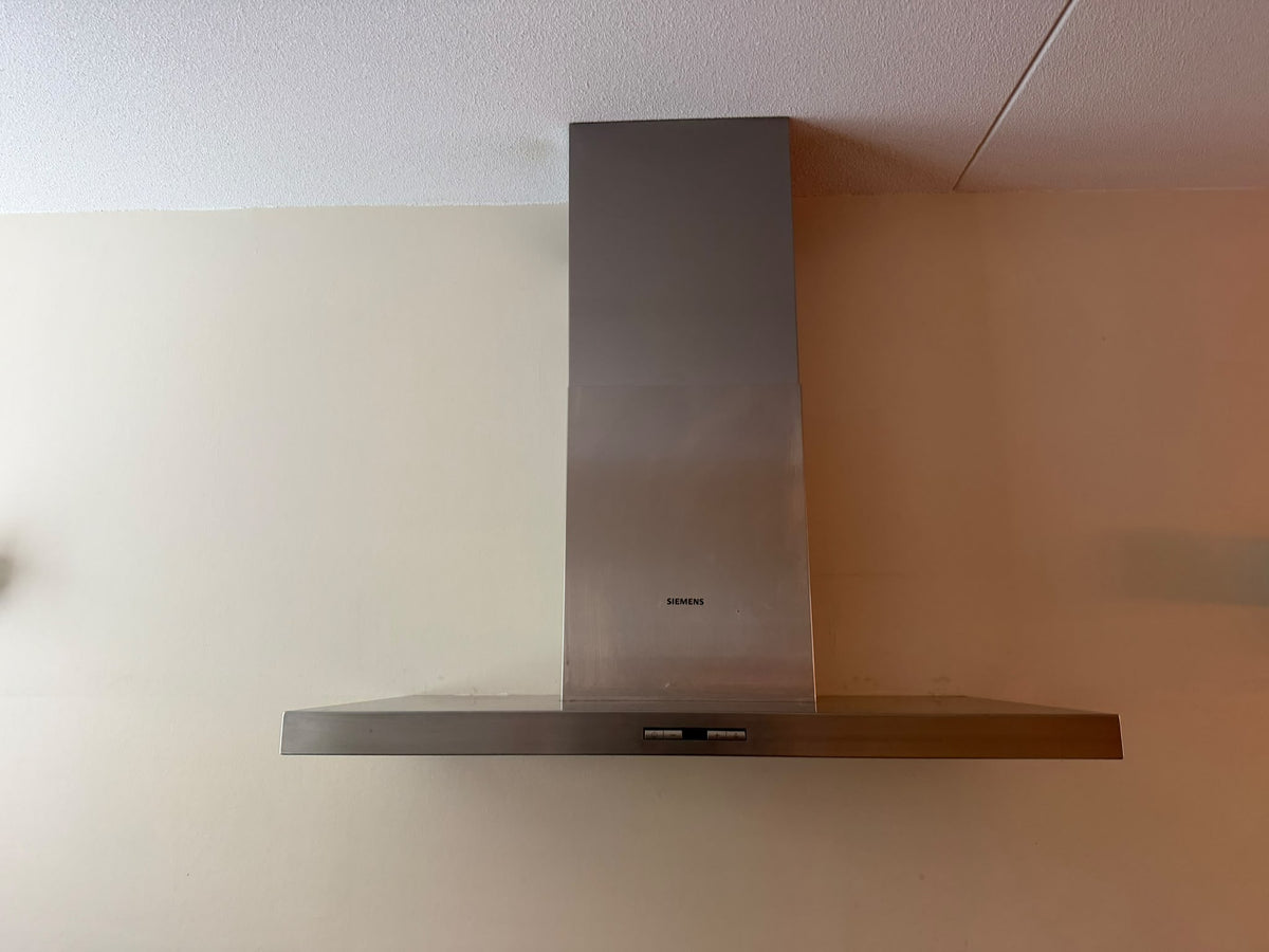 05526 - Witte schiereiland keuken