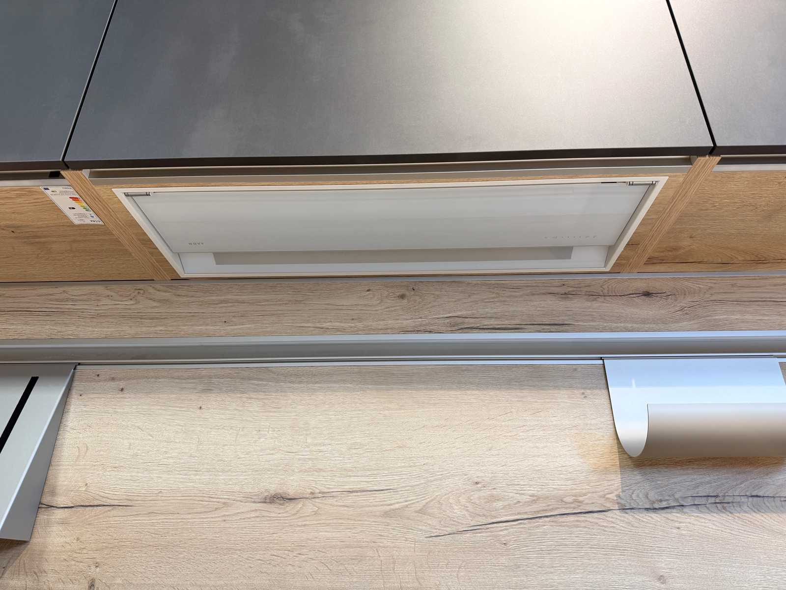 04481 - Hoekkeuken met composiet blad