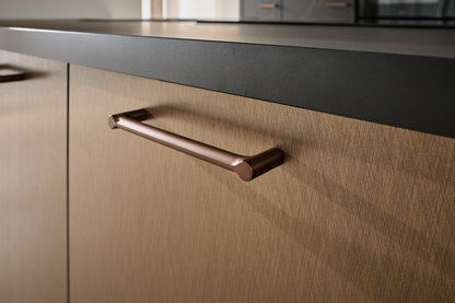 04811 - Schüller eilandkeuken in zwart/brons marmerlook