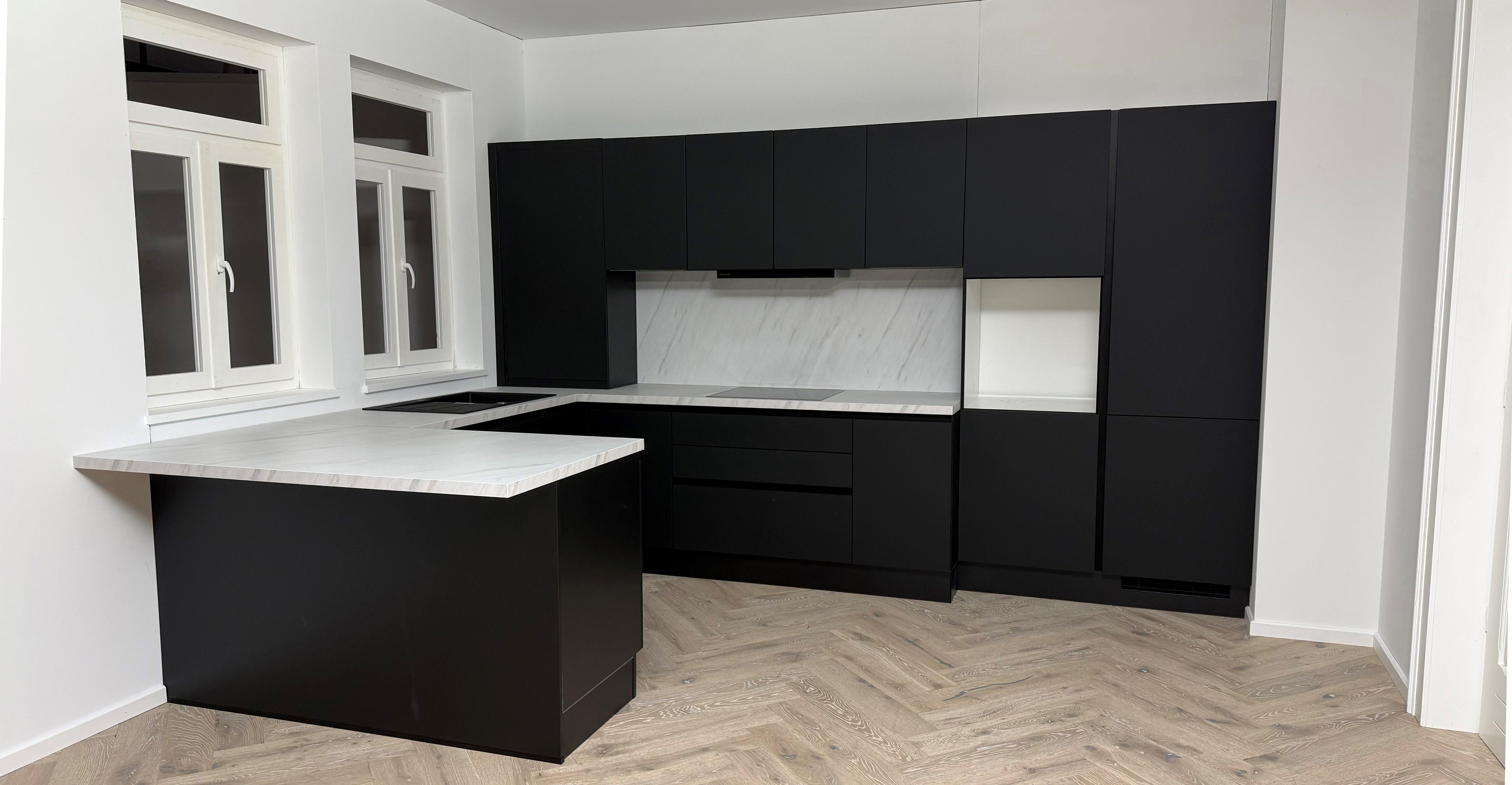 02622 - Schuller Fino Matt Onyx keuken