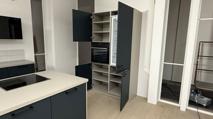 02618 - Diepblauw mat AFP eilandkeuken