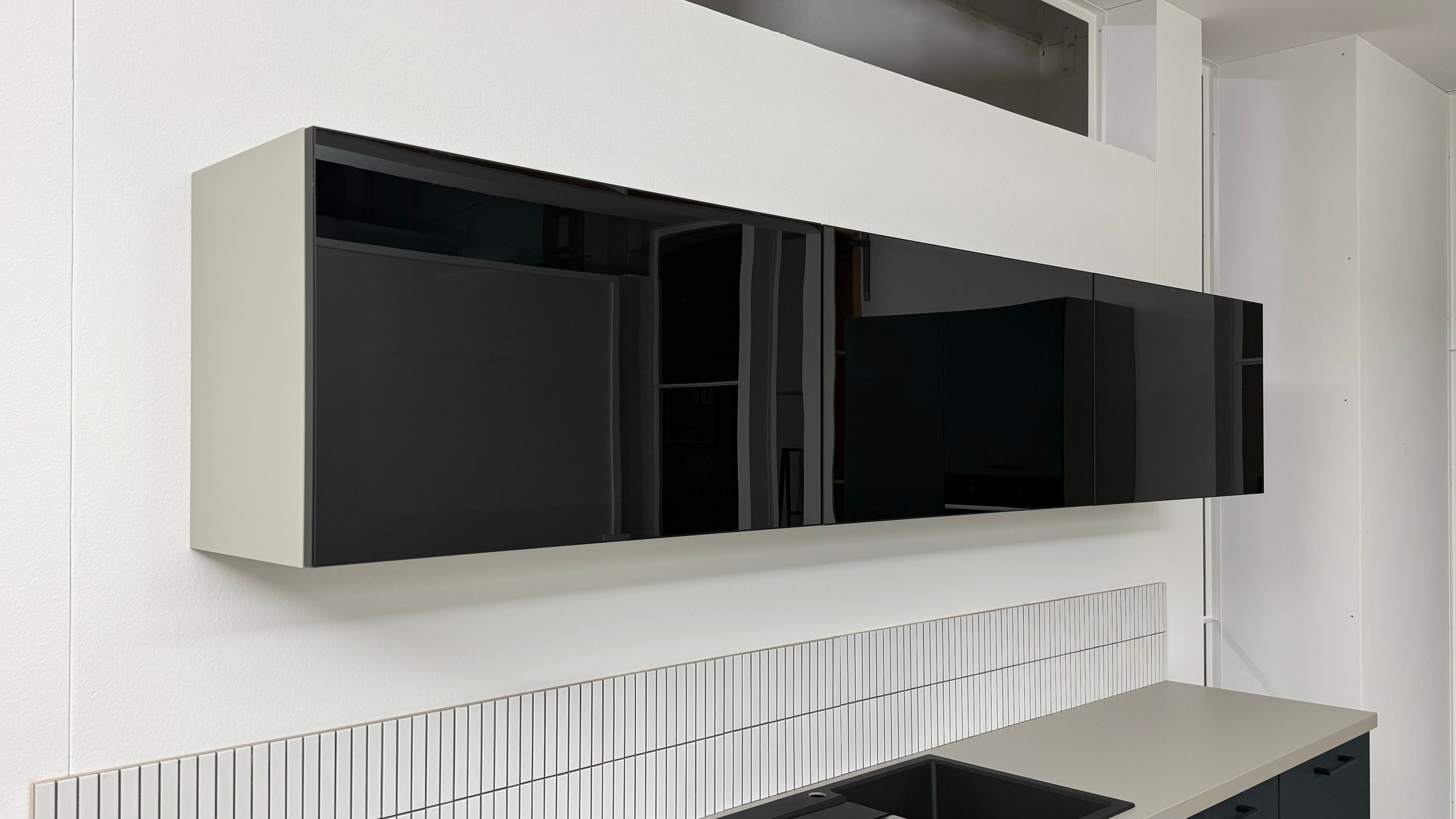 02618 - Diepblauw mat AFP eilandkeuken