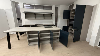 02618 - Diepblauw mat AFP eilandkeuken