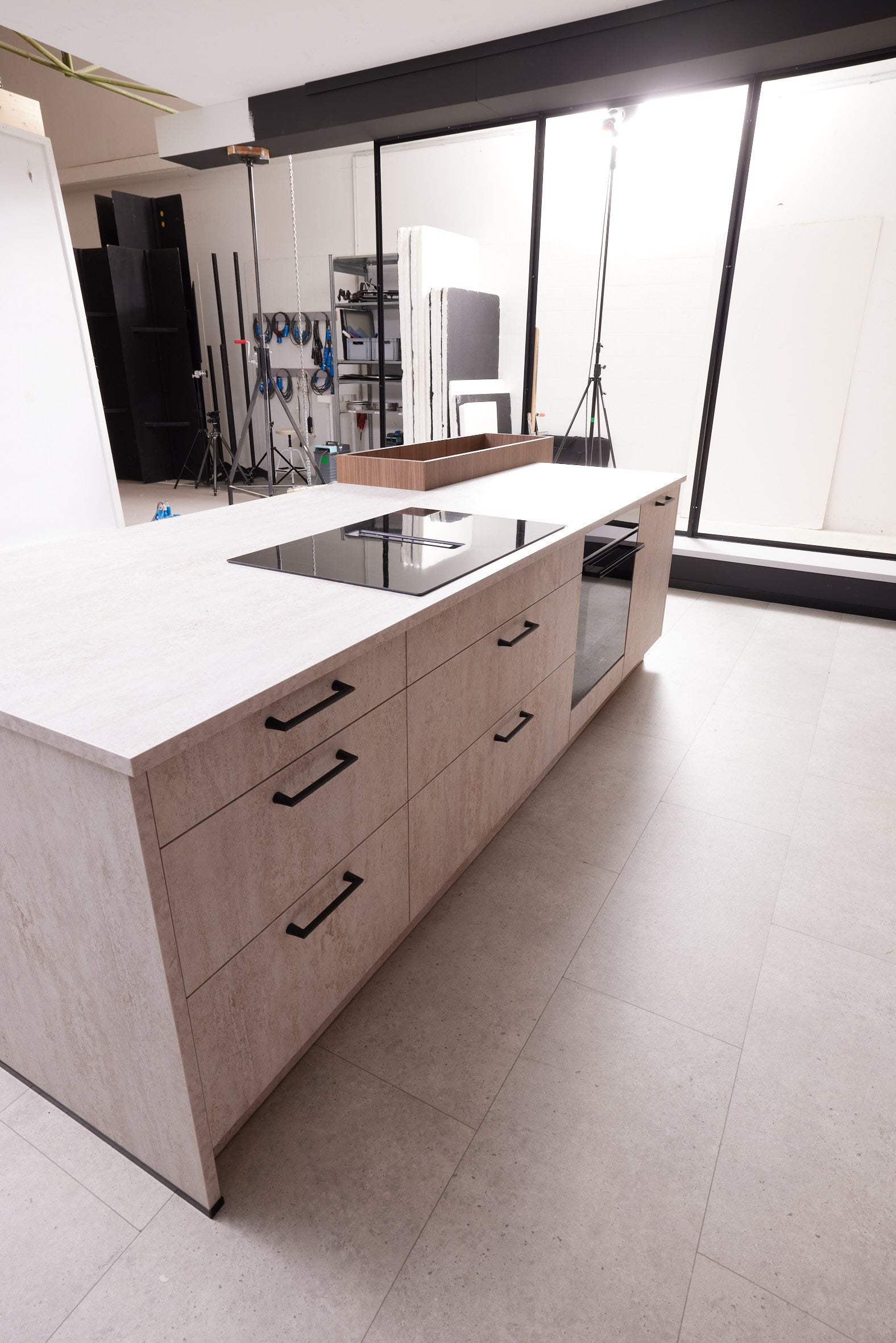 02728 - Bergamo noten schiereiland keuken