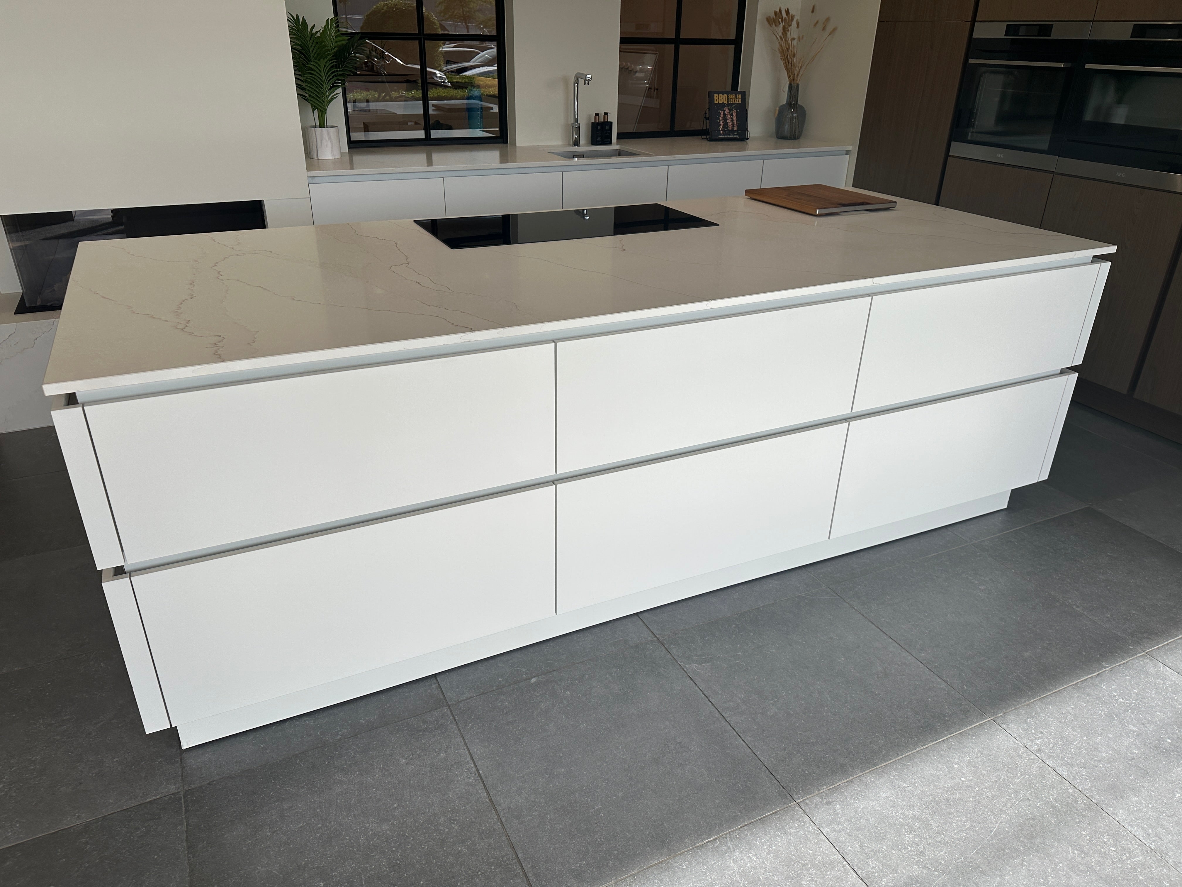 02254 - Moderne eilandkeuken