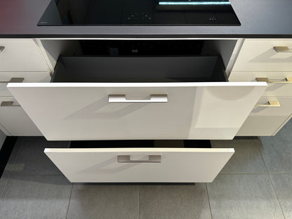 33997 - Witte eilandkeuken met dekton blad