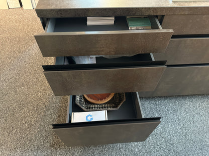 01704 - Beton- en houtlook eilandkeuken