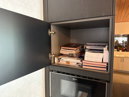 01712 - Moderne eilandkeuken met tafel