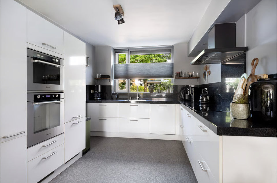 02748 - Witte hoekkeuken