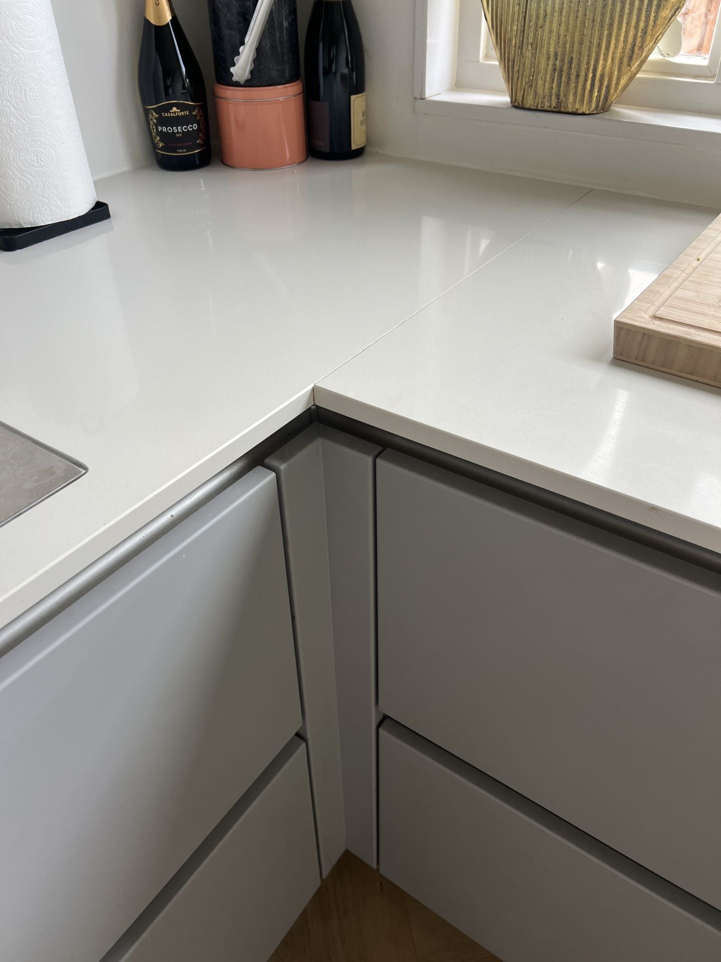 05137 - Bruynzeel grijze keuken
