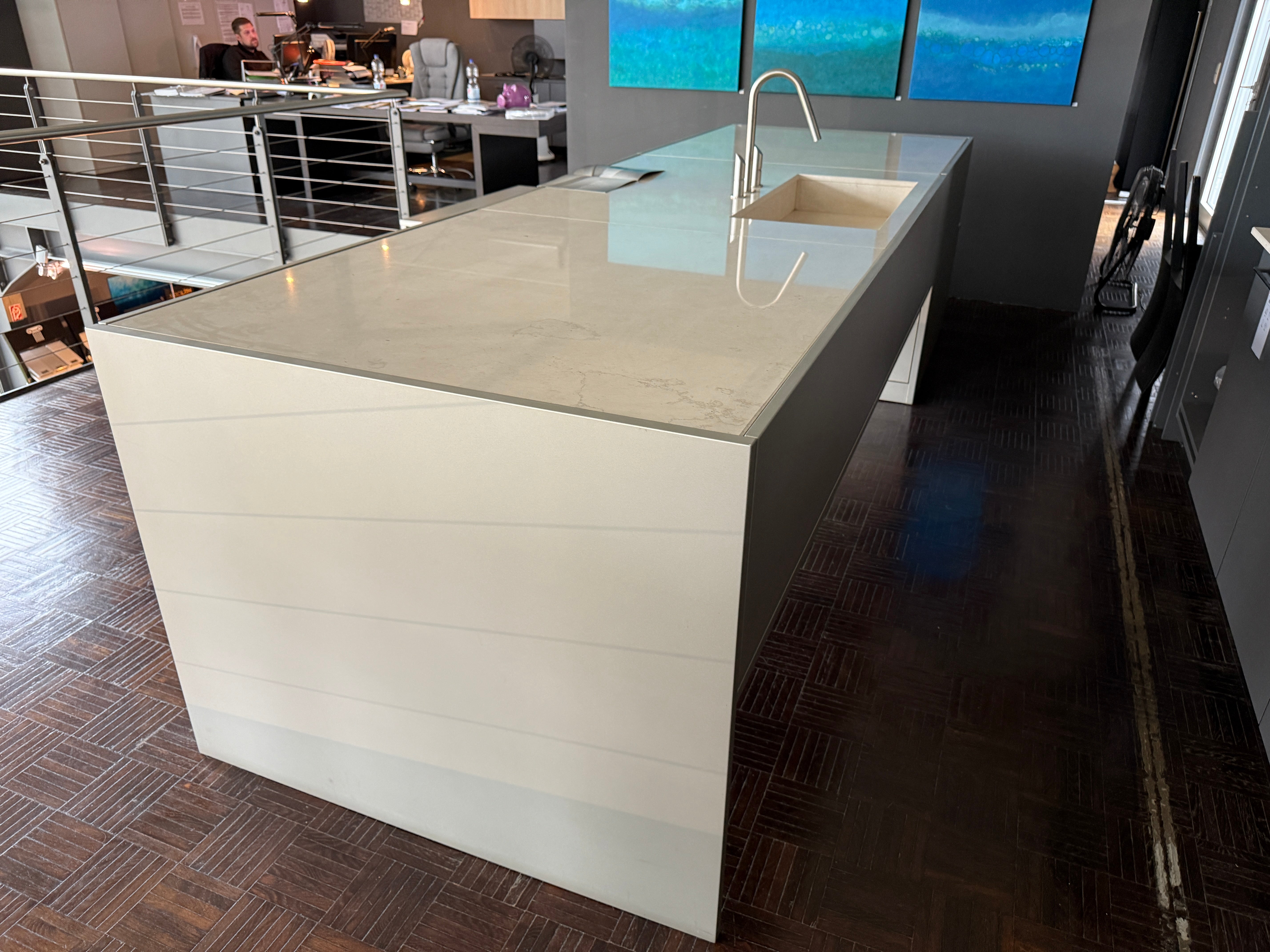 33970 - Beige and gray kitchen with unique island 