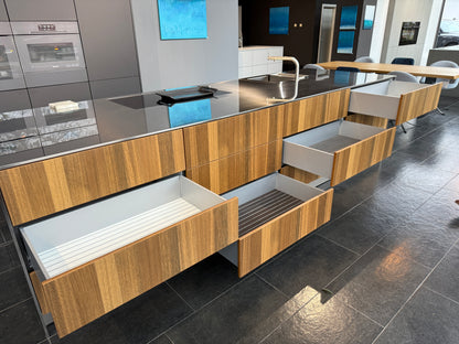 33972 - Siematic eilandkeuken met RVS blad