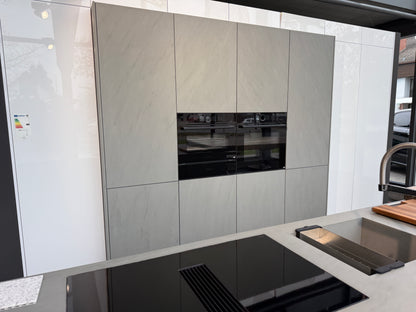 33973 - Island kitchen from Siematic with stone top 