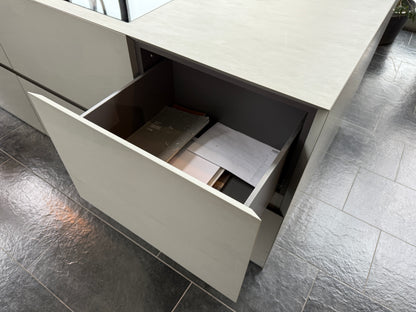 33973 - Island kitchen from Siematic with stone top 