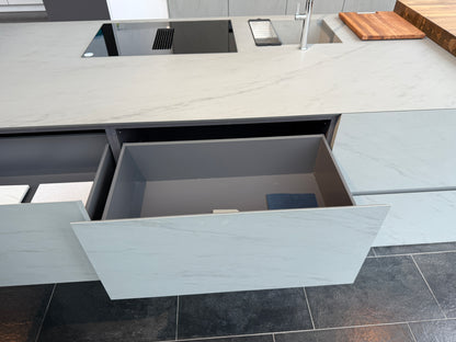 33973 - Island kitchen from Siematic with stone top 