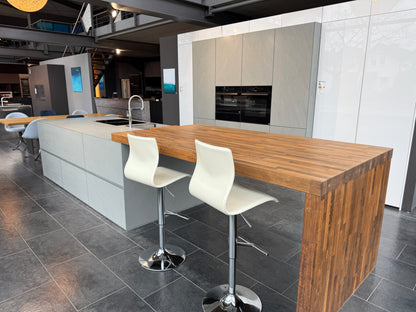 33973 - Island kitchen from Siematic with stone top 