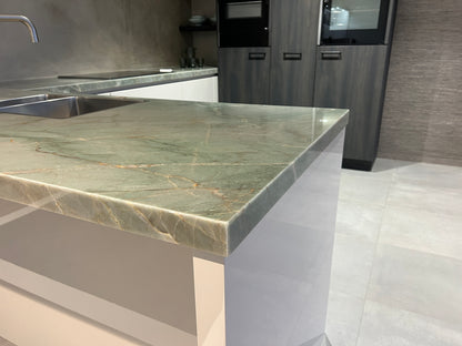 03164 - grijze schiereiland keuken