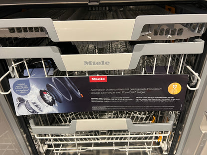 03164 - grijze schiereiland keuken