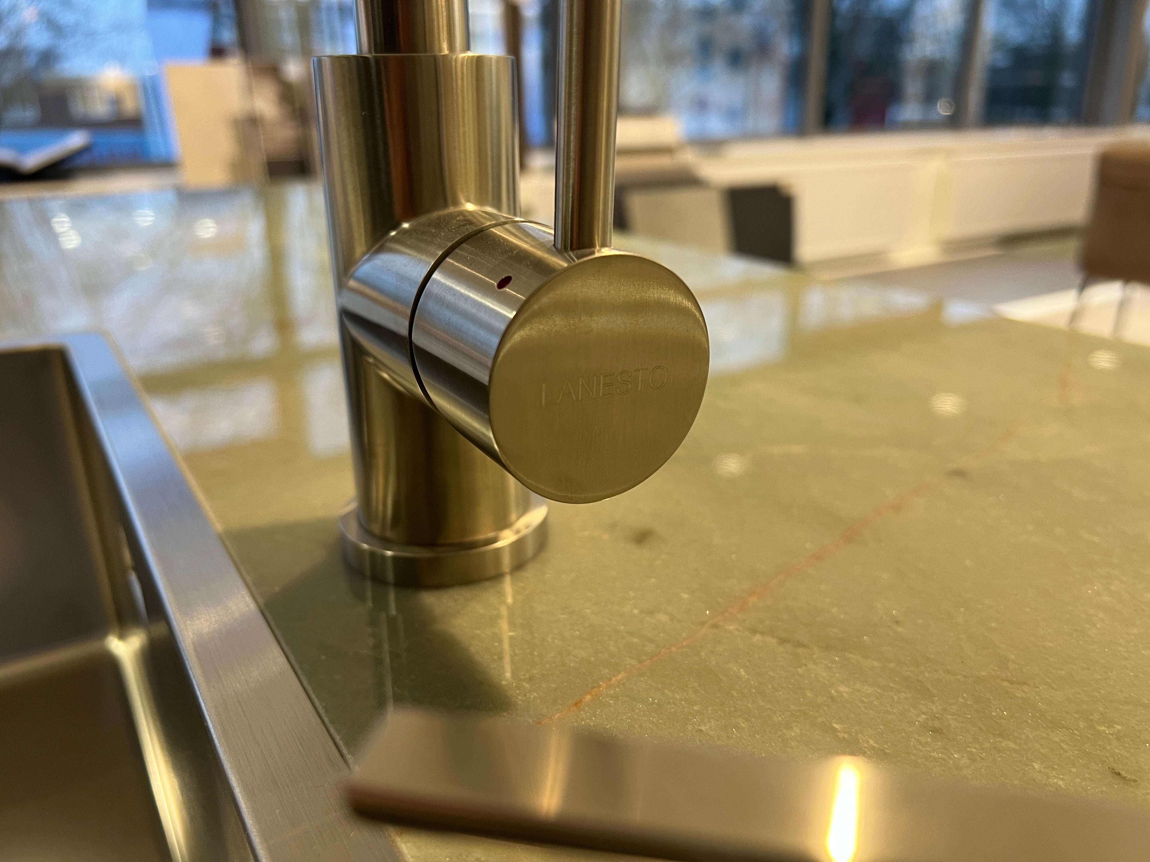 03164 - grijze schiereiland keuken