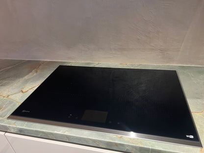 03164 - grijze schiereiland keuken