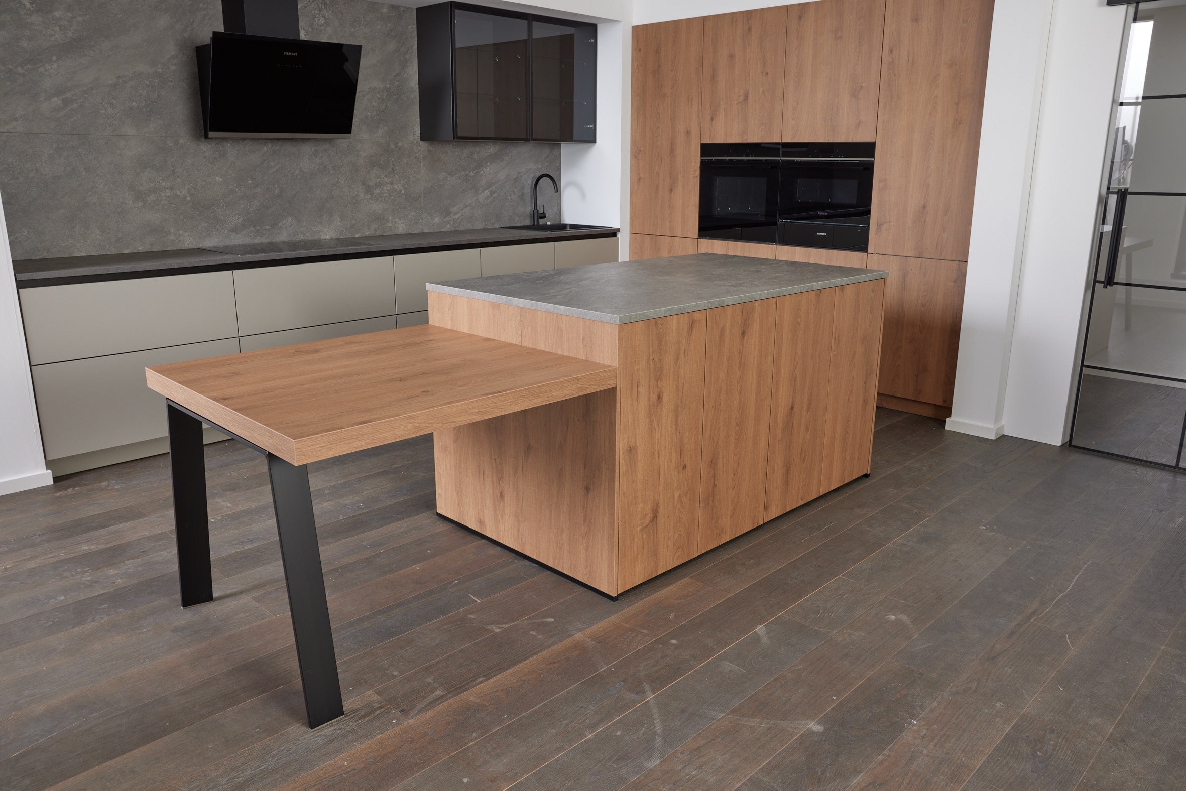 02736 - Kiezelgrijze Schuller keuken