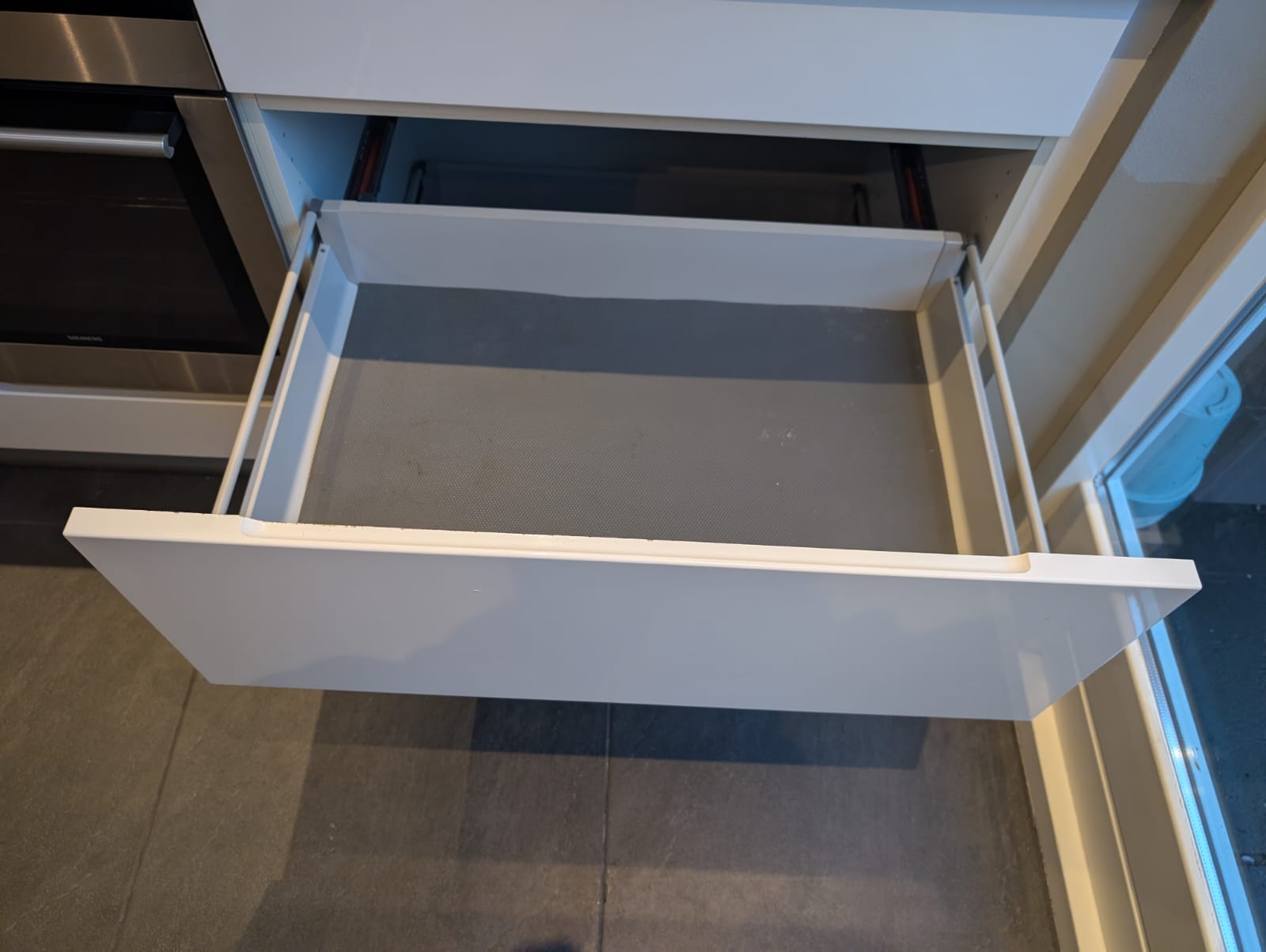 02520 - Witte schiereiland keuken