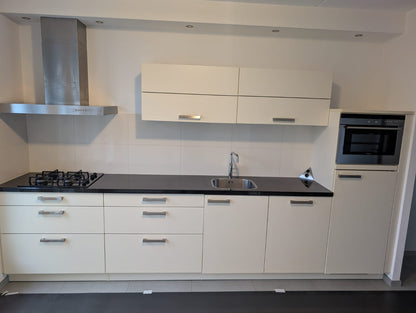 02532 - Alno rechte keuken