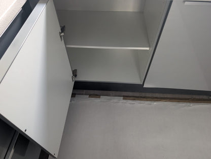 02636 - Grijze hoekkeuken