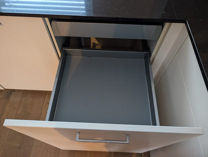 02422 - Witte hoekkeuken