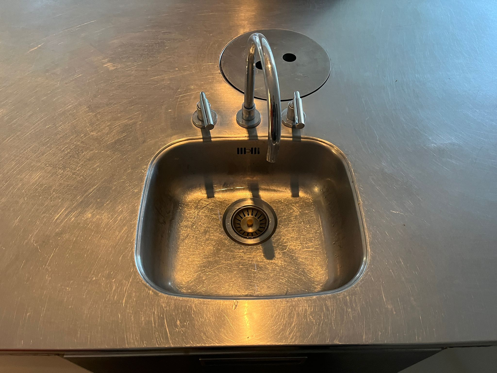 02852 - Industriële keuken