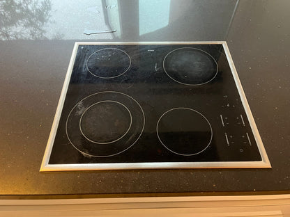 02890 - Witte schiereiland keuken