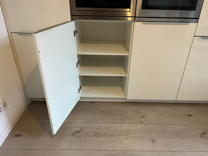 02890 - Witte schiereiland keuken