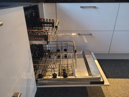 02748 - Witte hoekkeuken