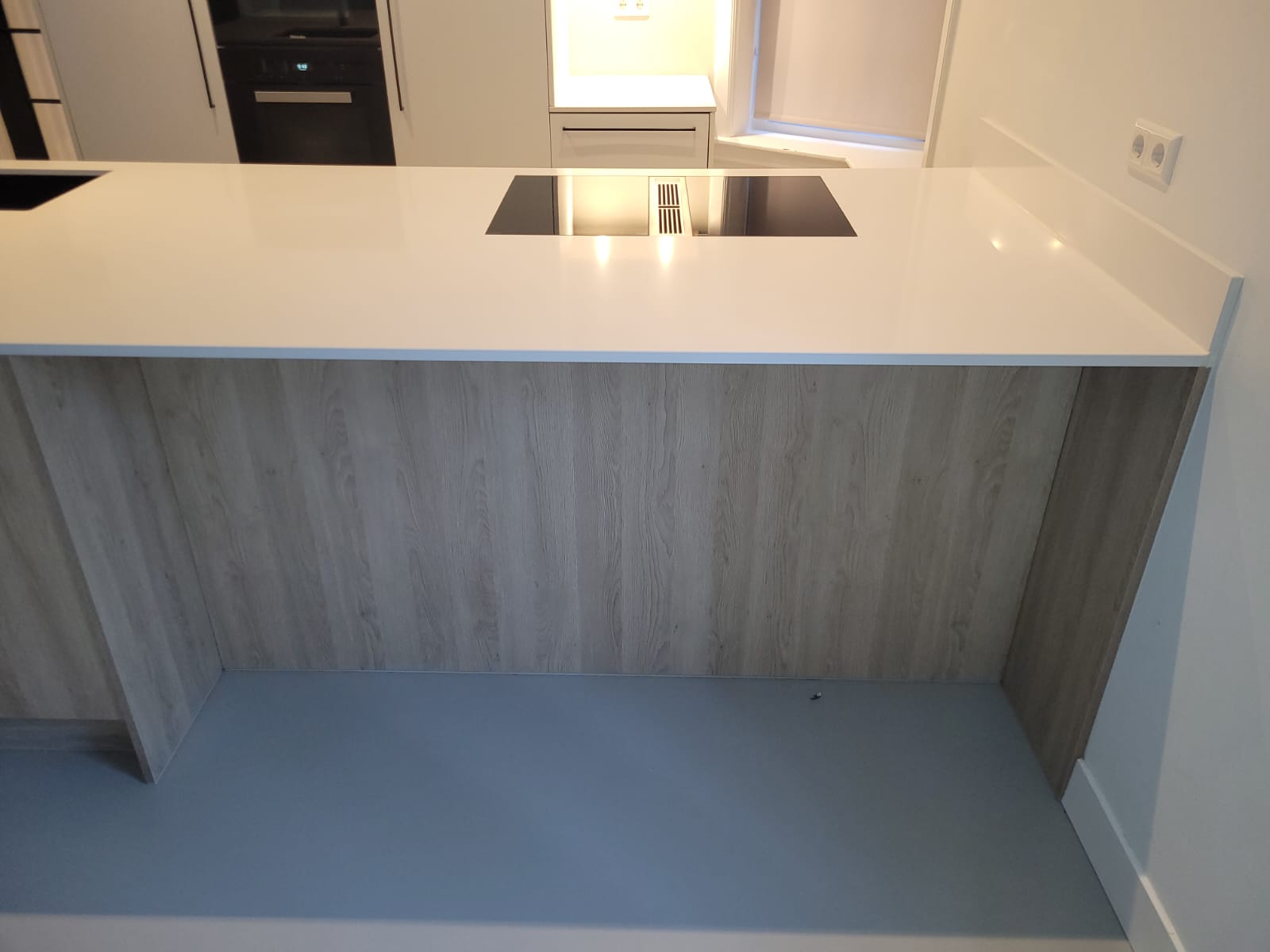 02756 - Witte schiereiland keuken