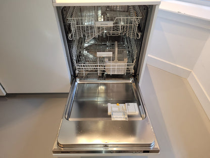 02756 - Witte schiereiland keuken