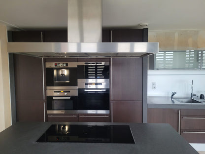 02282 - Donkerbruine Poggenpohl keuken