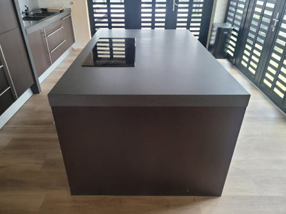 02282 - Donkerbruine Poggenpohl keuken