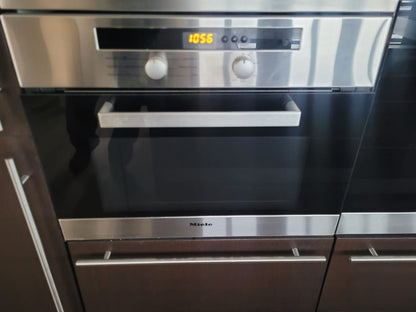 02282 - Donkerbruine Poggenpohl keuken